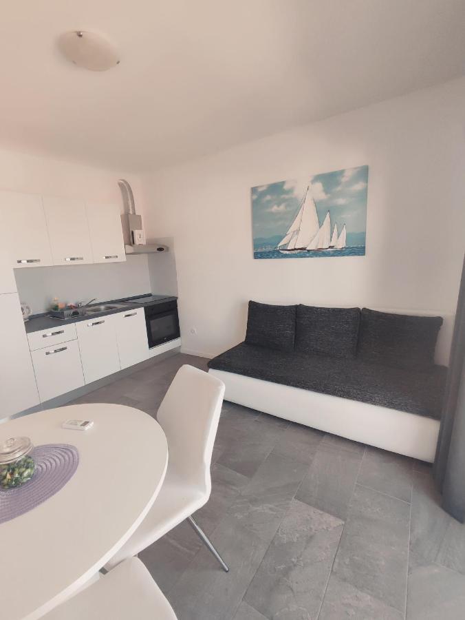 Apartment Providenca - - Close To *
