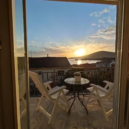 Apartman Providenca - Trogir - Close To Beach Exterior photo