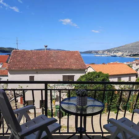 Apartman Providenca - Trogir - Close To Beach Exterior photo