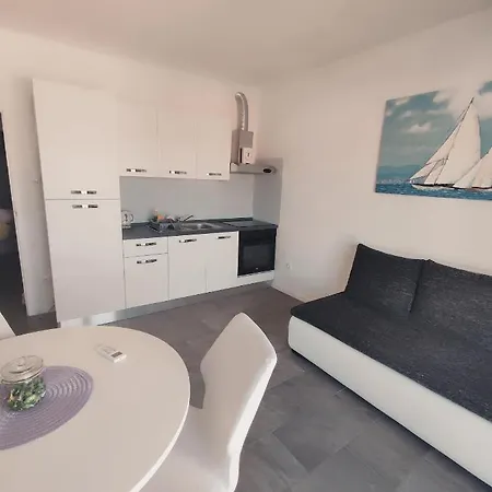 Apartman Providenca - Trogir - Close To Beach Exterior photo